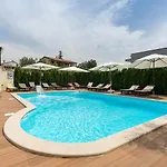 Birikina With Pool *