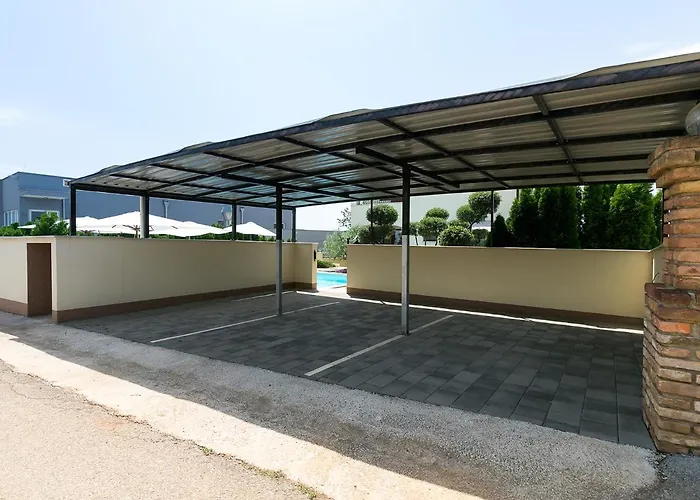 Appartement Birikina With Pool *