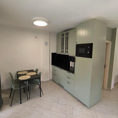 Apartment Birikina