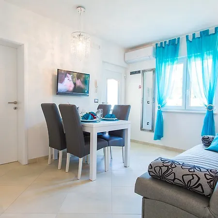 Birikina With Pool Apartamento *