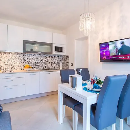 Birikina Apartment