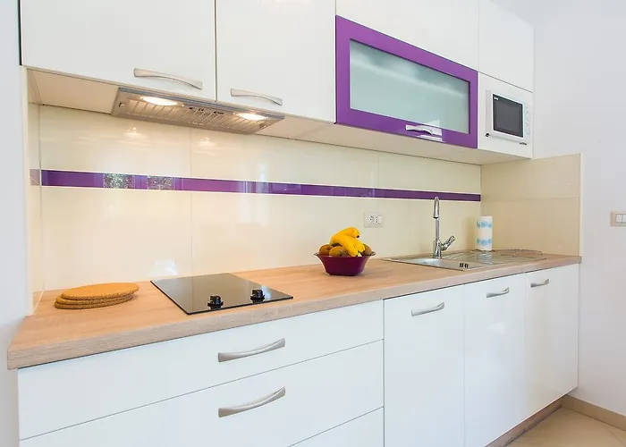 Apartman Birikina With Pool