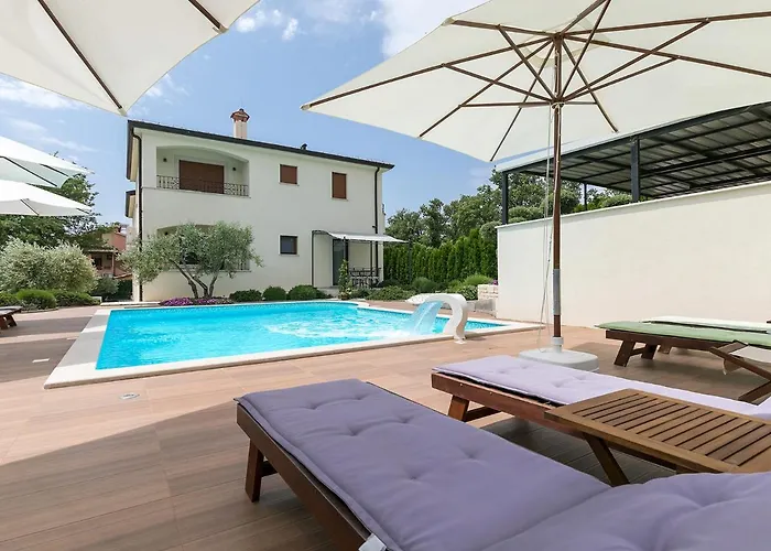 Birikina With Pool * Poreč