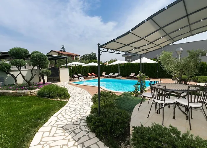 Apartman Birikina With Pool Poreč